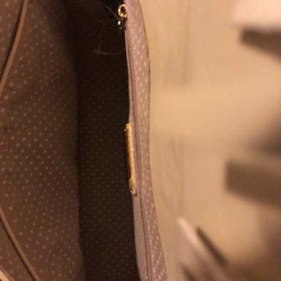 Cream Crossbody Bag - Picture 4 of 4